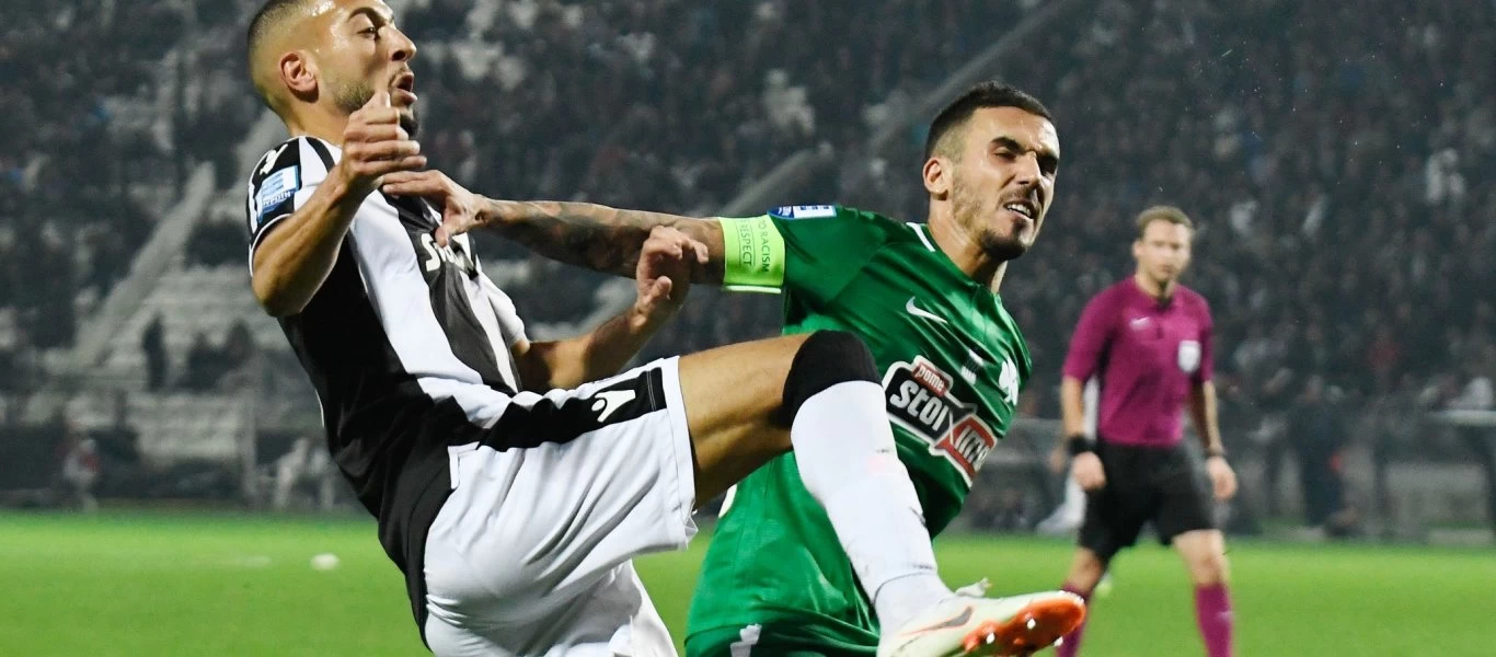 Αποδοκιμασίες οπαδών του ΠΑΟΚ στους παίκτες μετά το 0-0 με τον Παναθηναϊκό (βίντεο)